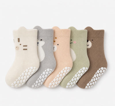 Socks Under Baby Shoes: Thick, Thin or None at All