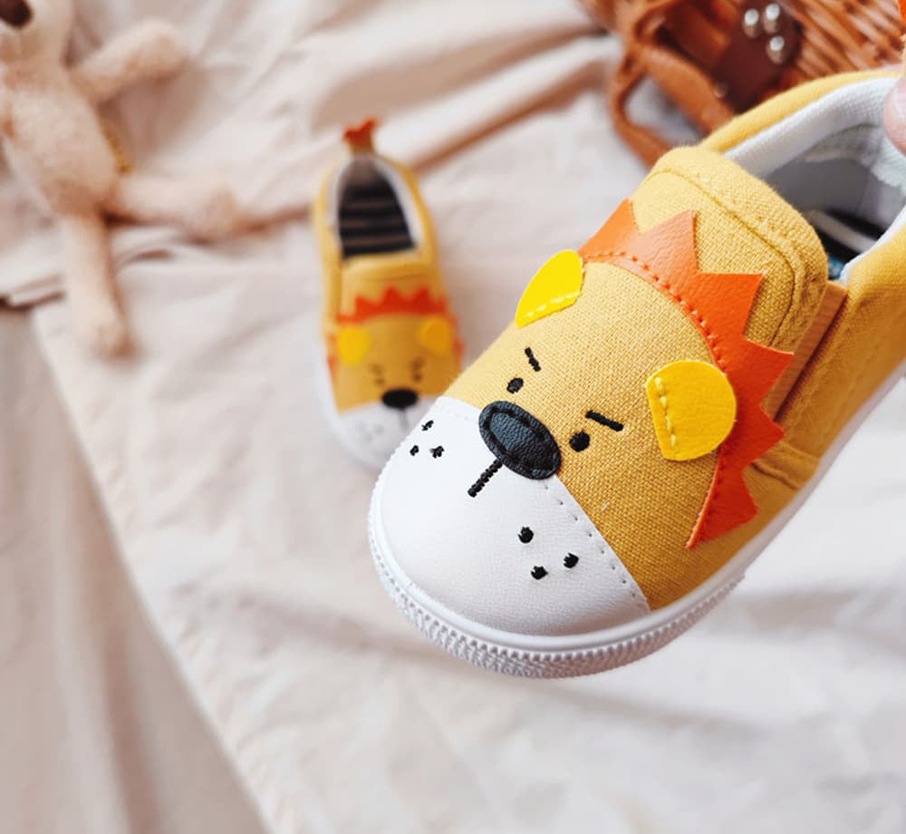 Gentle Breeze Slip-On Sneakers | Lightweight Non-Slip Baby Shoes