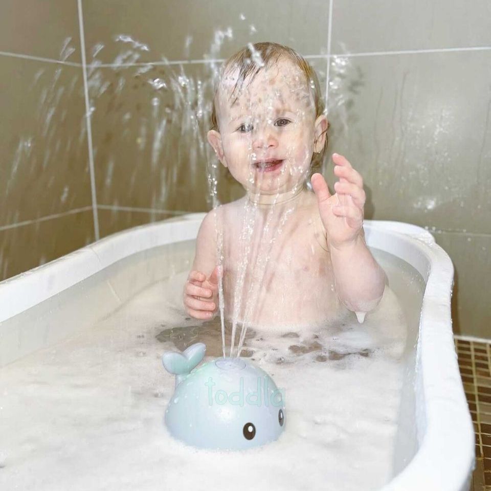 Baby Bisou Whale Bath Toy