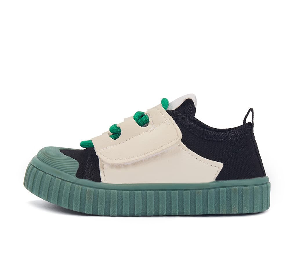 GentleStride Toe-Cap Baby Sneakers | Breathable Soft Sole First Walking Shoes